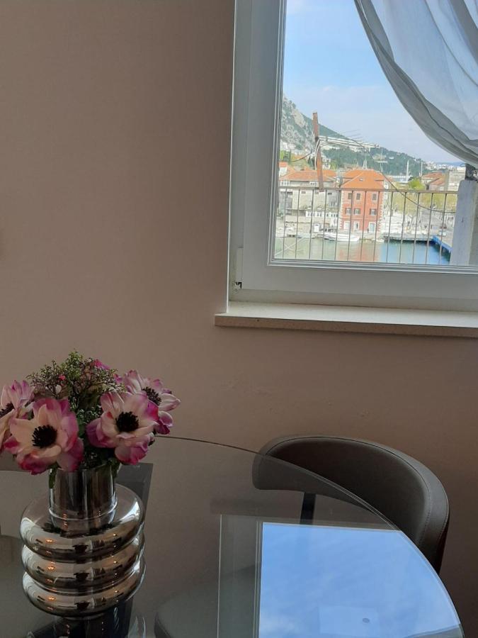 Penthouse Maremonte Lejlighed Omiš Eksteriør billede