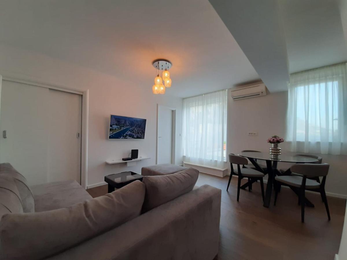 Penthouse Maremonte Lejlighed Omiš Eksteriør billede